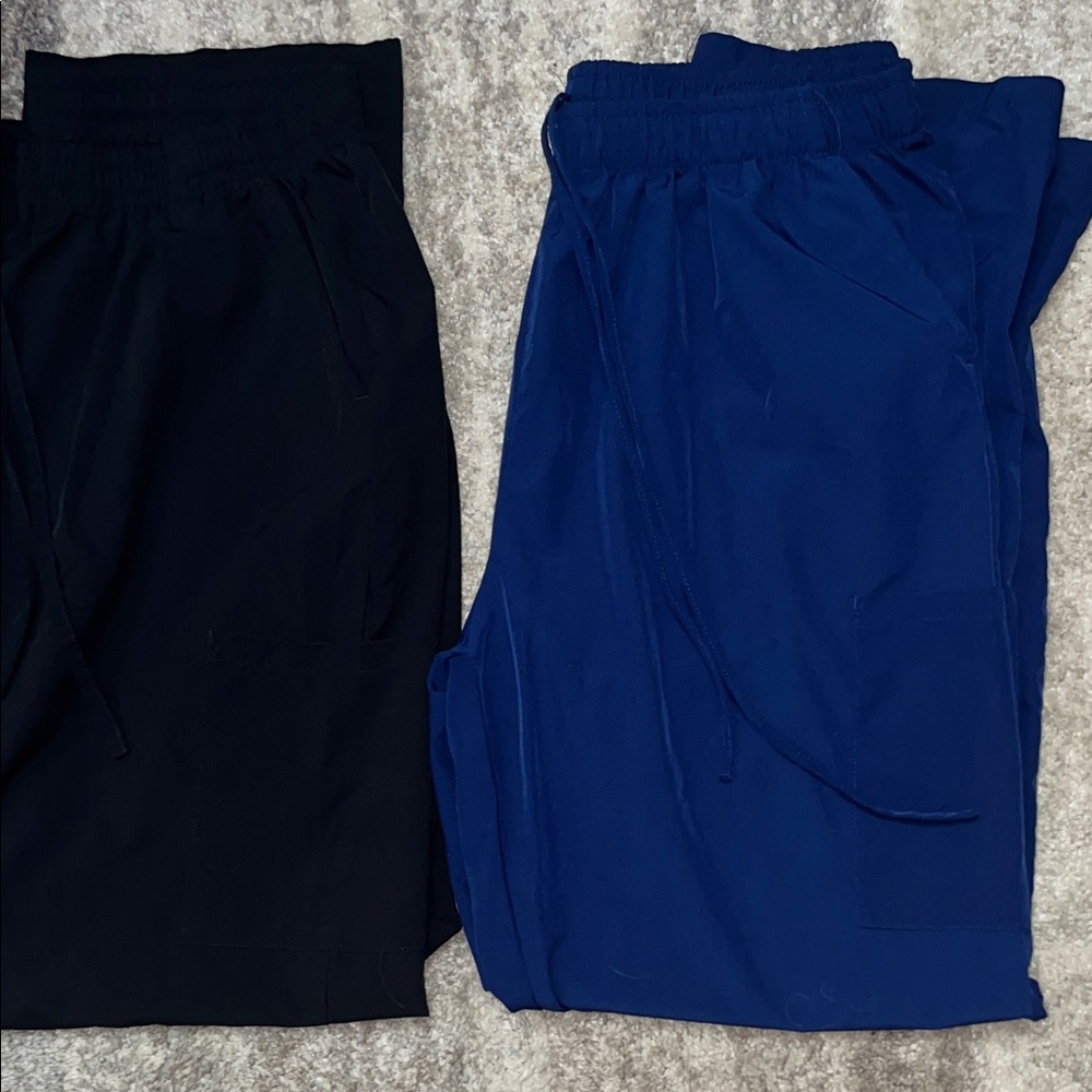 Green Town 4 Flex Women's V-Neck Scrubs 3 Set - Black, Charcoal, Navy - Picture 12 of 12